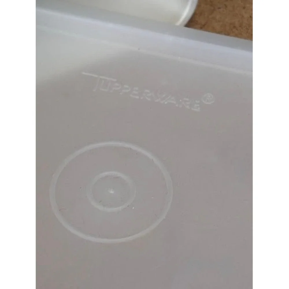 Vintage Tupperware White Rectangular Cracker Keeper‎ Storage Container Tray 1667